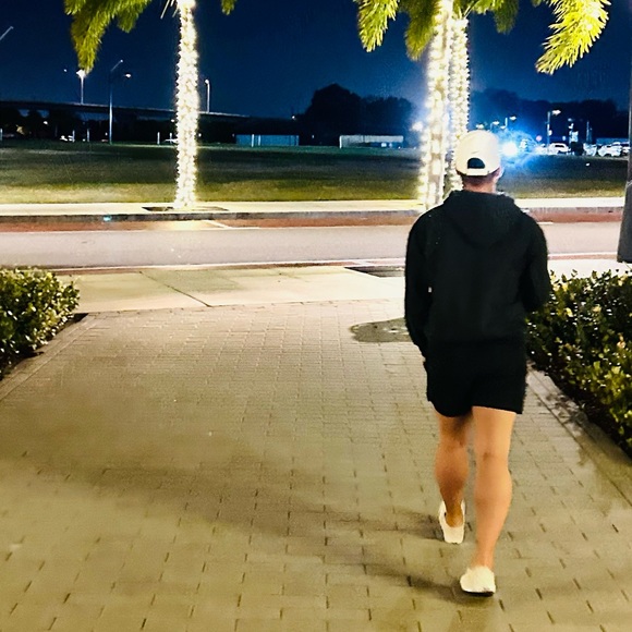 Meet your Posher, Ed - Picture 2 of 3